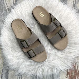 SOLD J-41 Pingree Taupe Leather Slip On Sandals Comfy